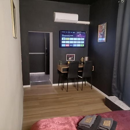 Jacuzzi Terrasse Centre Ville Narbonne Chambre 4 Esterno foto