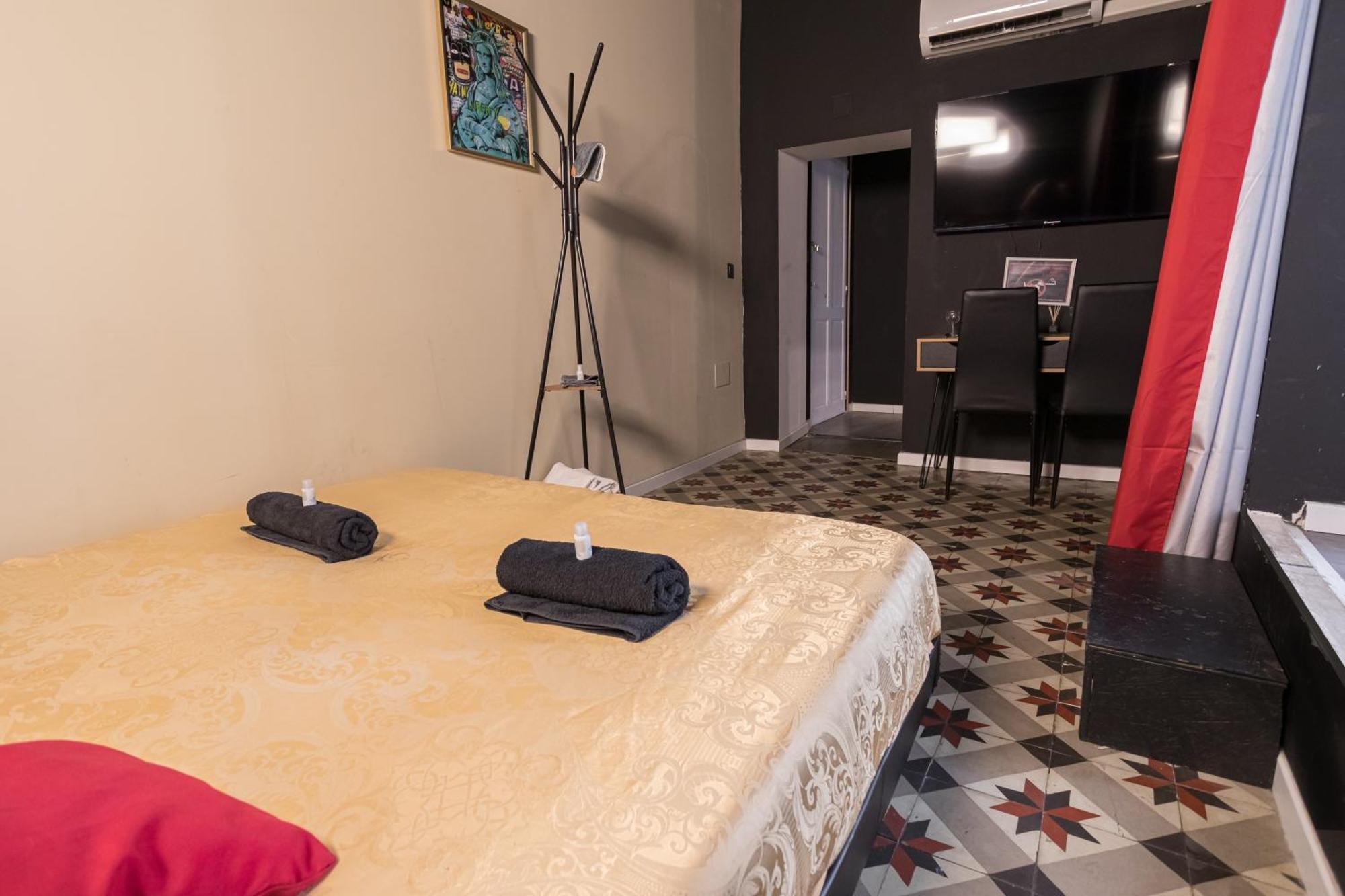 Jacuzzi Terrasse Centre Ville Narbonne Chambre 4 Esterno foto